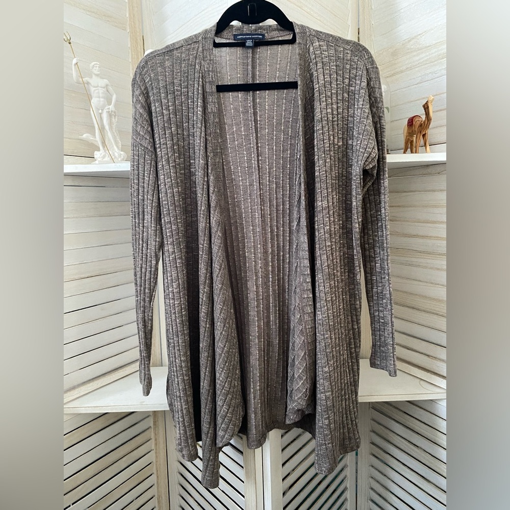 🛍️America Eagle Outfitters Ribbed Cardigan